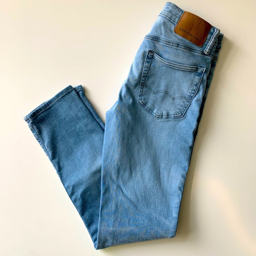 American Eagle Outfitters Slim Jeans - Light Blue with Brown Patch